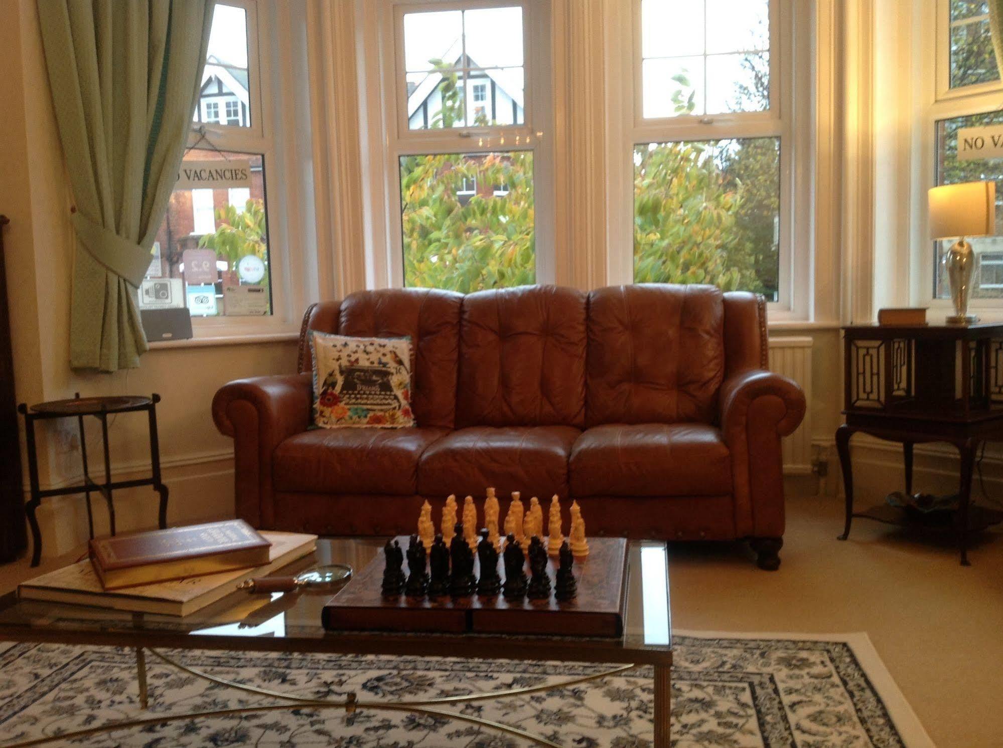 The Cherry Tree Guest House Eastbourne Eksteriør billede